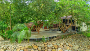 Villa Escondida